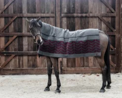 Heavy Fleece Rug Square - Grau/Bordeaux