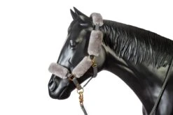 Lammfellhalfter & Strick - Grau